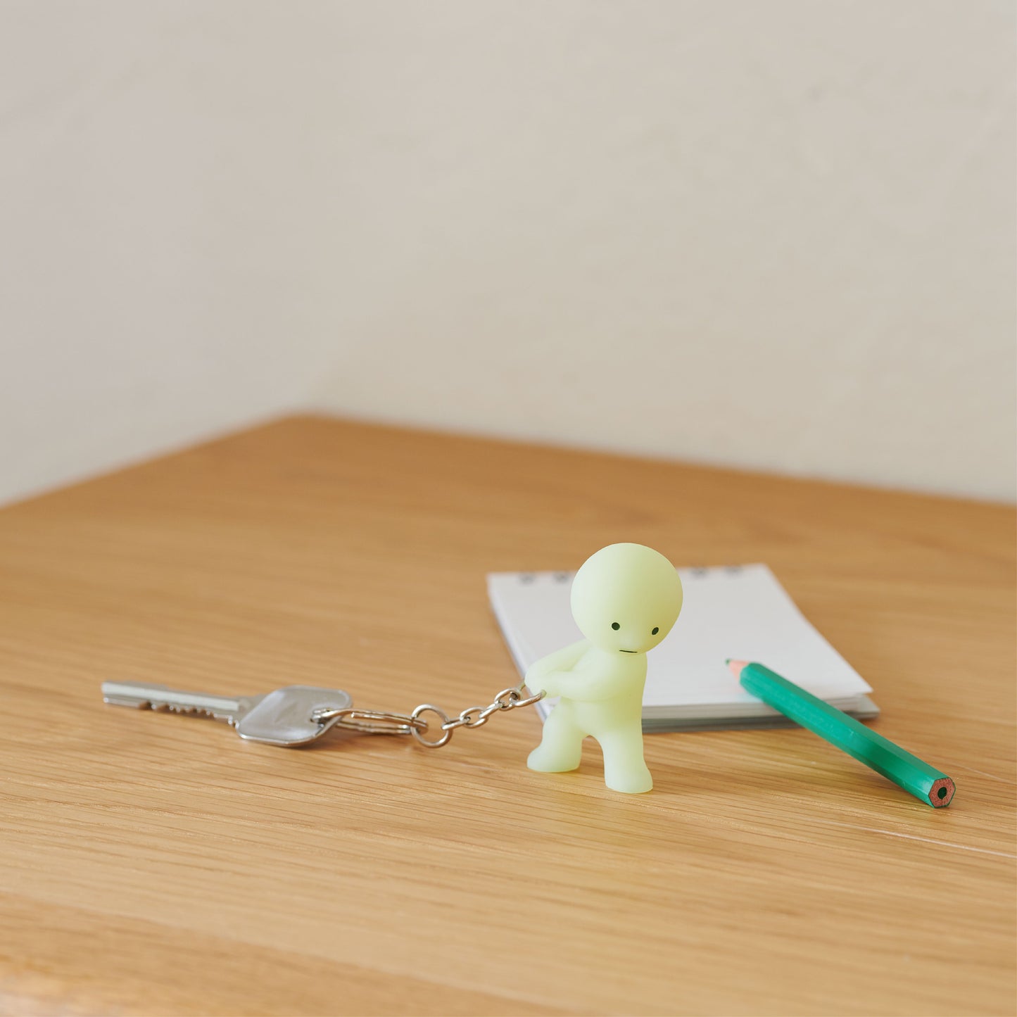 Porte-clés Smiski - Carrying