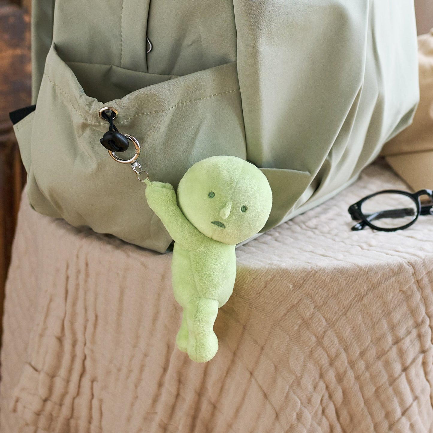 Smiski Plush Keychain (1pcs)