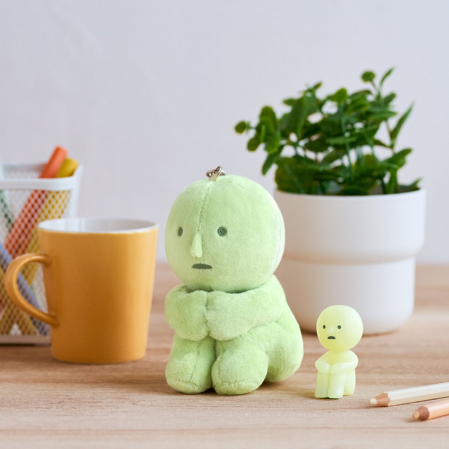 Smiski Plush Keychain (1pcs)